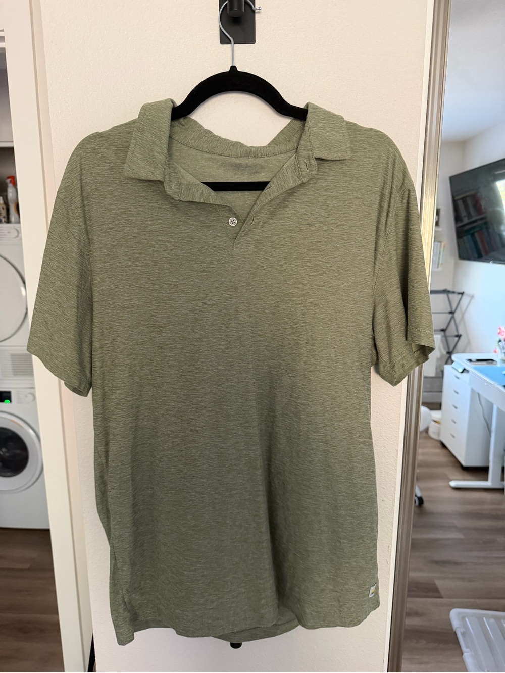 Vuori Heathered Olive Polo